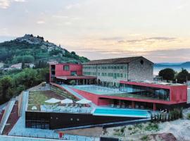 Winery & Design hotel ROXANICH, viešbutis mieste Motovun