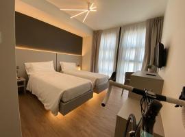 Fly Bike Hotel, hotel u gradu Trento