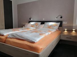 Ferienwohnung Rheinsteig, hotel en Lierschied