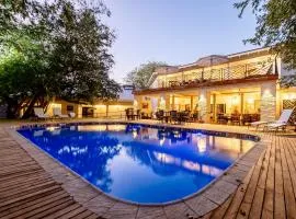 Nkosi Guest Lodge