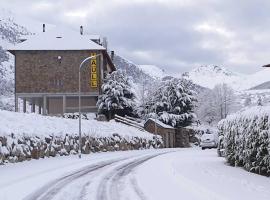 Hotel Taüll, hotel a Pla de l'Ermita