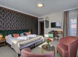 Hotel Willa Tatrzańska, khách sạn ở Krynica Zdrój