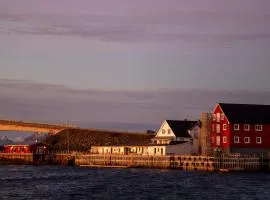 Fast Hotel Henningsvær