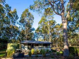 Wild Woods at Pokolbin, lodge in Pokolbin