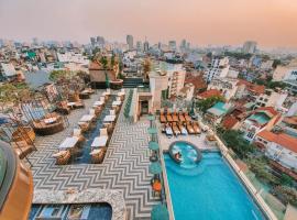 Peridot Grand Luxury Boutique Hotel, hotelli kohteessa Hanoi