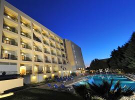 Corfu Hellinis Hotel, hotel dicht bij: Internationale luchthaven Korfoe Ioannis Kapodistrias - CFU, Corfu-stad