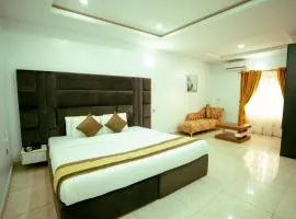 247 Luxury Hotel & Apartment Ajah