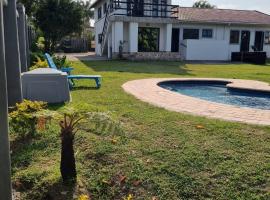 Bujumbura Guest House, hotel in Port Edward