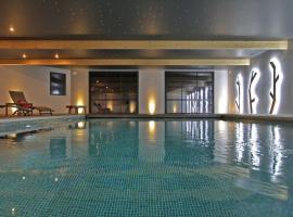 LE M HOTEL & SPA HONFLEUR, viešbutis mieste Honfleras