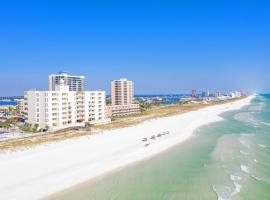 Pensacola, Oceanfront Paradise With Private Beach, hotel di Pensacola Beach