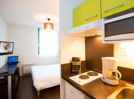 All Suites Bordeaux Lac - Parc des Expositions, hotel sa parkingom u gradu Bordo