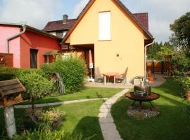 Ferienwohnungen Gentz 1 & 2, WLAN, ruhige Lage, Terrasse, hotel i Ulrichshorst