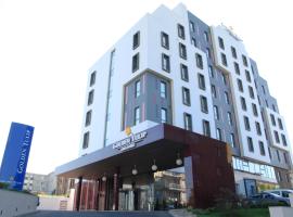 Golden Tulip Ana Dome Hotel, хотел в Клуж-Напока