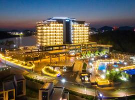 Hotel JCS Yeosu, hotelli kohteessa Yeosu