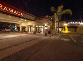 Ramada by Wyndham Houston Intercontinental Airport East, hotell nära George Bush internationella flygplats - IAH, 