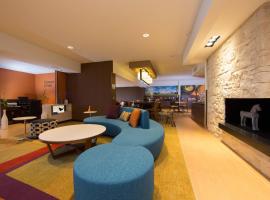 Fairfield Inn & Suites Burlington, hotel cerca de Aeropuerto de Southeast Iowa Regional - BRL, 