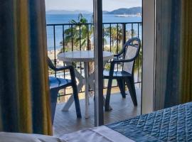 Anglade Hotel, hotell i Le Lavandou