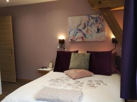 Chambre d'hôtes LES BRIMBELLES, familiehotel i Gérardmer