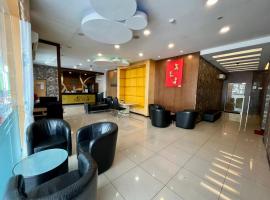 Eight Days Boutique Hotel - Impian Emas, hotel v mestu Skudai