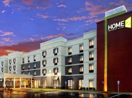 Home2 Suites by Hilton Long Island Brookhaven, готель у місті Yaphank