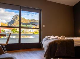 Fast Hotel Lofoten, khách sạn ở Svolvær