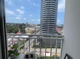 Inspiria Condominium Tower, beside Abreeza Ayala Mall, Davao City, hotel u gradu Davao Siti