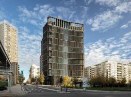 The Gantry London, Curio Collection By Hilton, hotel in Stratford, London