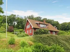 Nice Home In Båstad With Kitchen