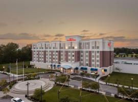 Hilton Garden Inn Toledo / Perrysburg โรงแรมใกล้สนามบินโทเลโดเอ็กซ์เพรส - TOLในเพอร์รีส์เบิร์ก