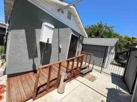 Charming Casita all too yourself near Midtown