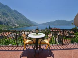 J & P Apartments Orahovac, hotel din Kotor