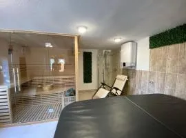 Idill Apartmanház B&B