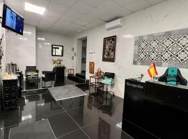 Hostal Milan, guest house in Alicante