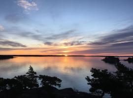 Cozy Cabin in Stockholms Archipelago – domek wiejski 