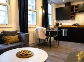 Kirkgate Suites - Luxurious City Centre Apartment