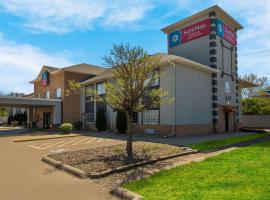 SureStay Plus Hotel by Best Western Topeka โรงแรมในโทพิกา