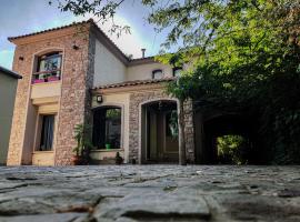 Quinta family house, hotel i Luján de Cuyo