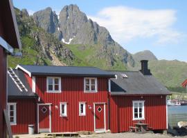 Naustplassen Rorbuer, hotel pentru familii din Ballstad