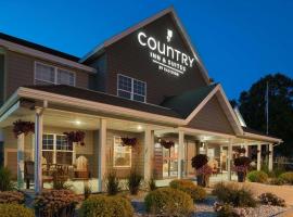 Country Inn & Suites by Radisson, Decorah, IA، فندق سبا في ديكوراه