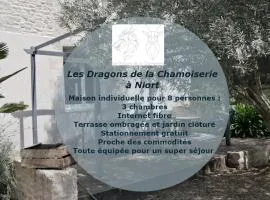 Jolie maison de ville avec un extérieur au calme - Les Dragons de la Chamoiserie NIORT