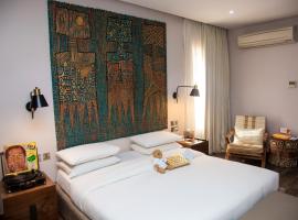 The White Orchid Hotel، فندق في لاغوس