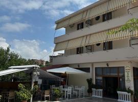 Eid Mar, hostel σε Vlorë