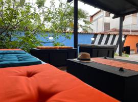 Blue Orange Lake Hostel โรงแรมที่สัตว์เลี้ยงเข้าพักได้ในโอครีด