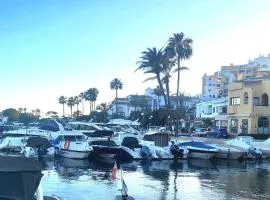 Casita junto al Mar en el Puerto de Cabopino