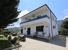 Apartment Baza Hostel, hotel v destinaci Berat