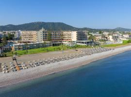 Sun Beach Resort, hotel en Ialisos