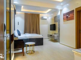 Hadmof Hotel and Suites, hotel in zona Aeroporto Internazionale Murtala Muhammed - LOS, Ikeja