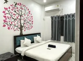 GRG Four Season Guest House Varanasi