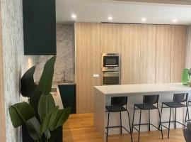 Prestige Living, 2BR Luxury Apartment, Koliba location, free parking, hotell i Koliba