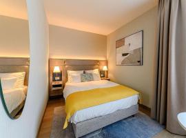 Hotel Grand TuCasa Near International Airport, hotel near Delhi International Airport - DEL, New Delhi